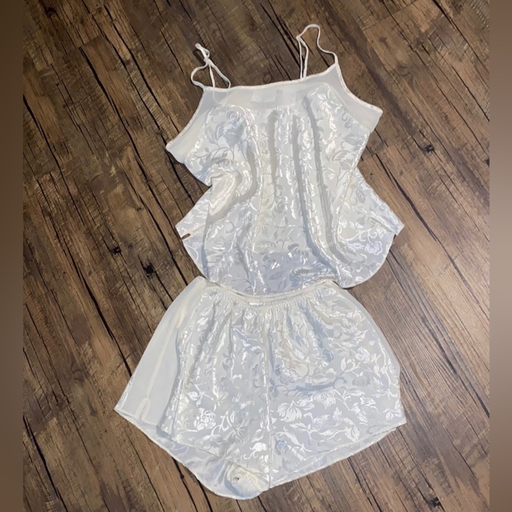 Vintage Y2K adorable satin pj set